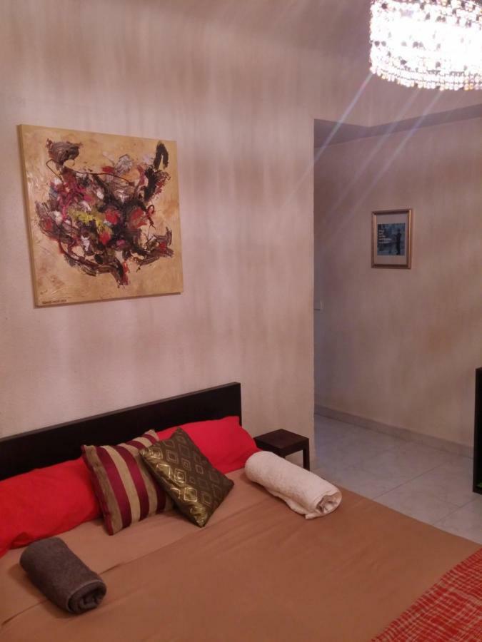 Dz Apartamento Аліканте Екстер'єр фото